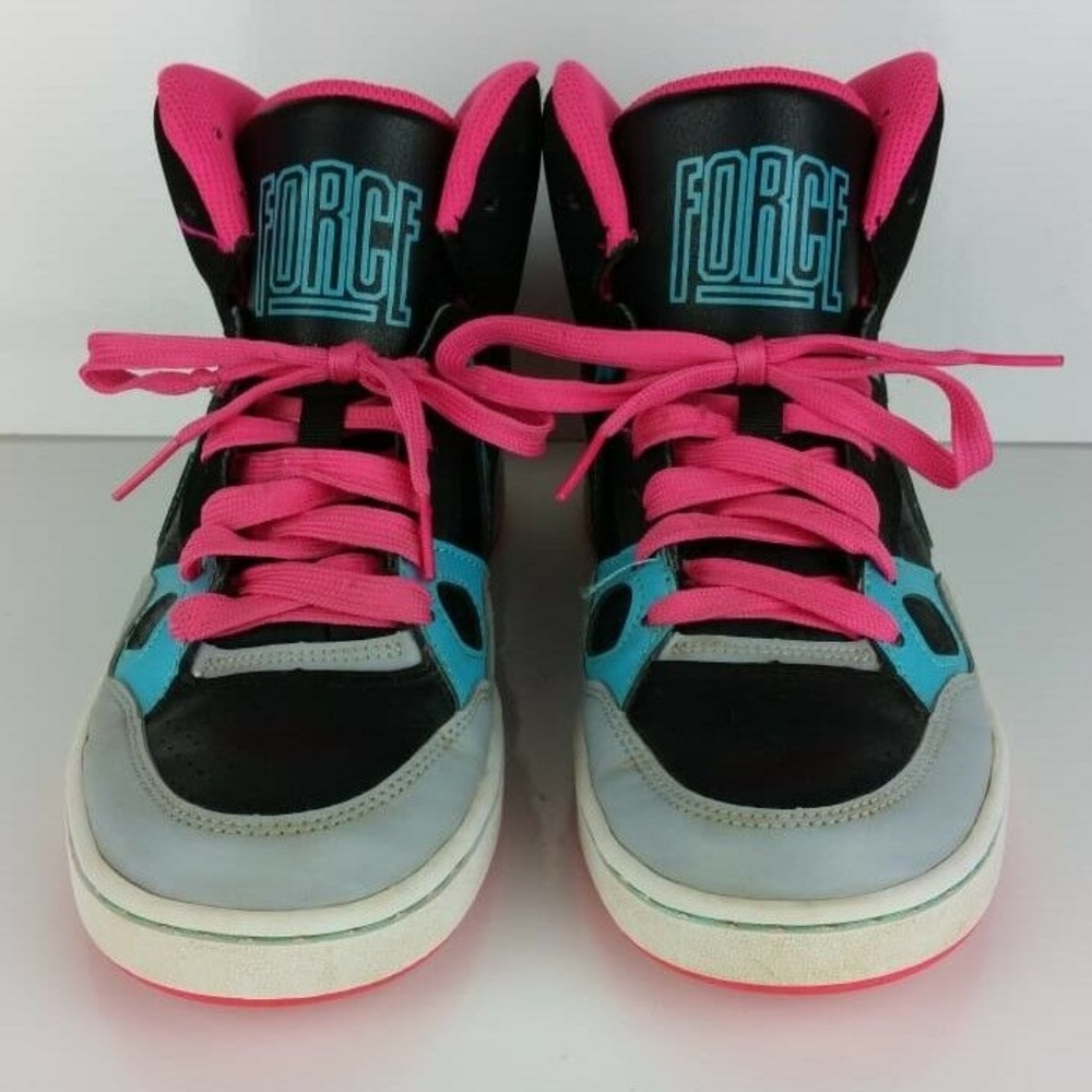 Nike Son of Force Mid (GS) Big Kids 6Y.